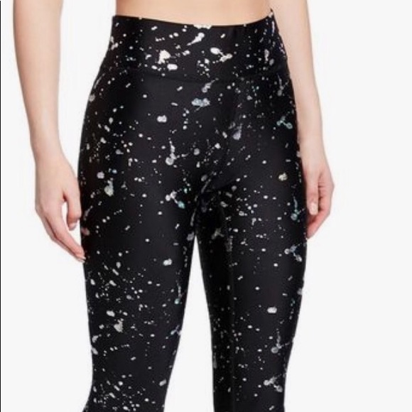 Terez foil-printed splatter Capri leggings - Picture 2 of 5